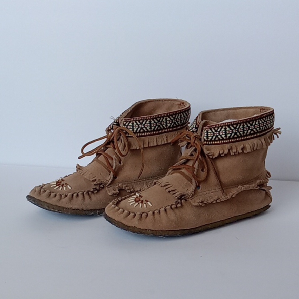 Laurentian Chief Hand-Beaded Tan Moccasin Boots with Fringe